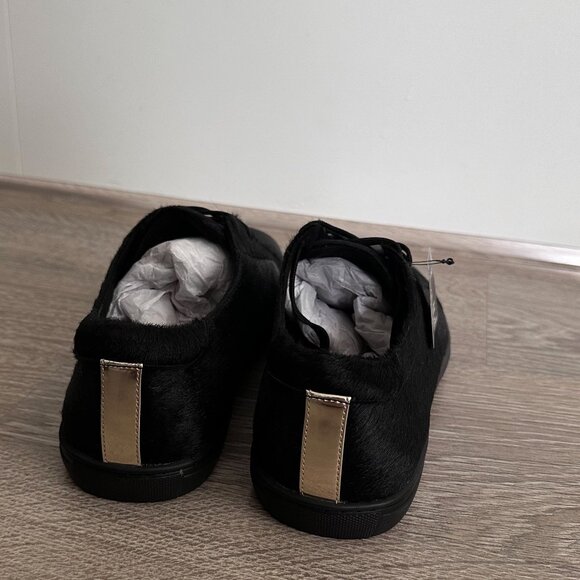 KENNETH COLE KAM BLACK PONY HAIR SNEAKERS - Picture 3 of 7